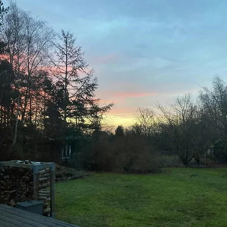 Cosy, Undisturbed Sanctuary Away From The Prázdninový dům